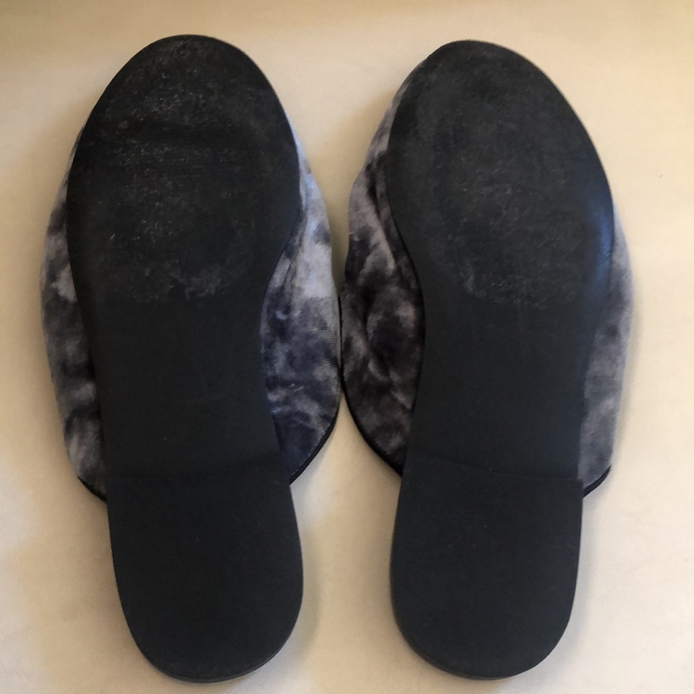 Hugh Slate Blue Velvet w/Embellished Bumblebee Mules by Steve Madden - Picture 5 of 5
